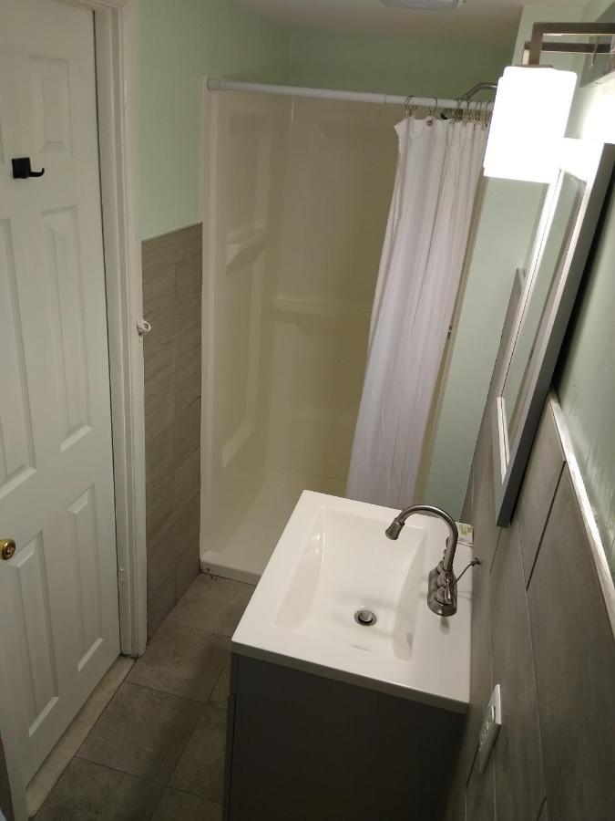 בורדנטאון Laurel Notch Motel מראה חיצוני תמונה