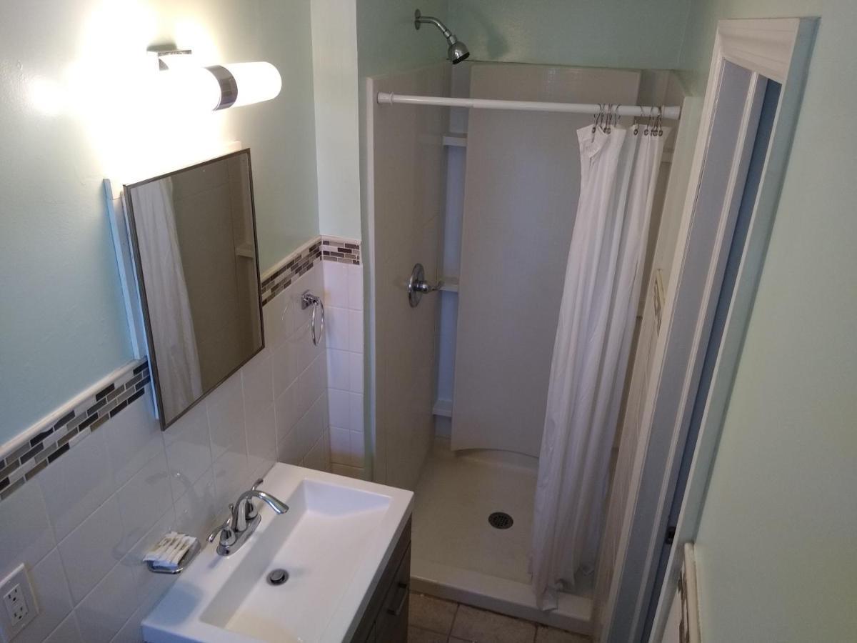 בורדנטאון Laurel Notch Motel מראה חיצוני תמונה
