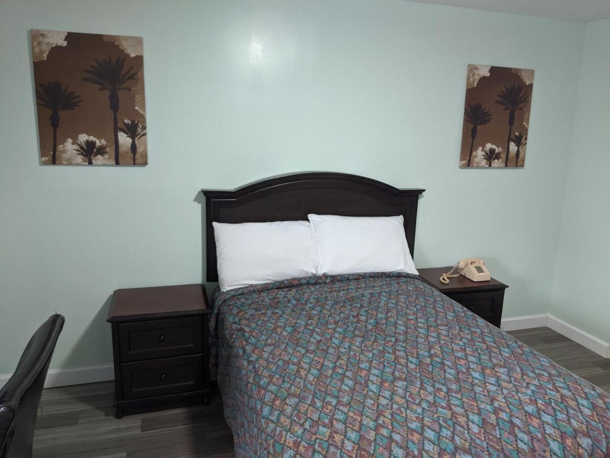 בורדנטאון Laurel Notch Motel מראה חיצוני תמונה